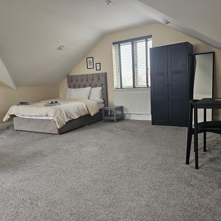 Lovely 1-Bed Loft In Newport Exterior photo