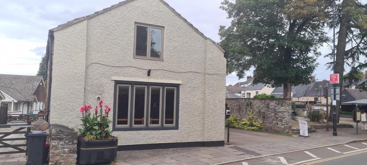 Lovely 1-Bed Loft In Newport Exterior photo